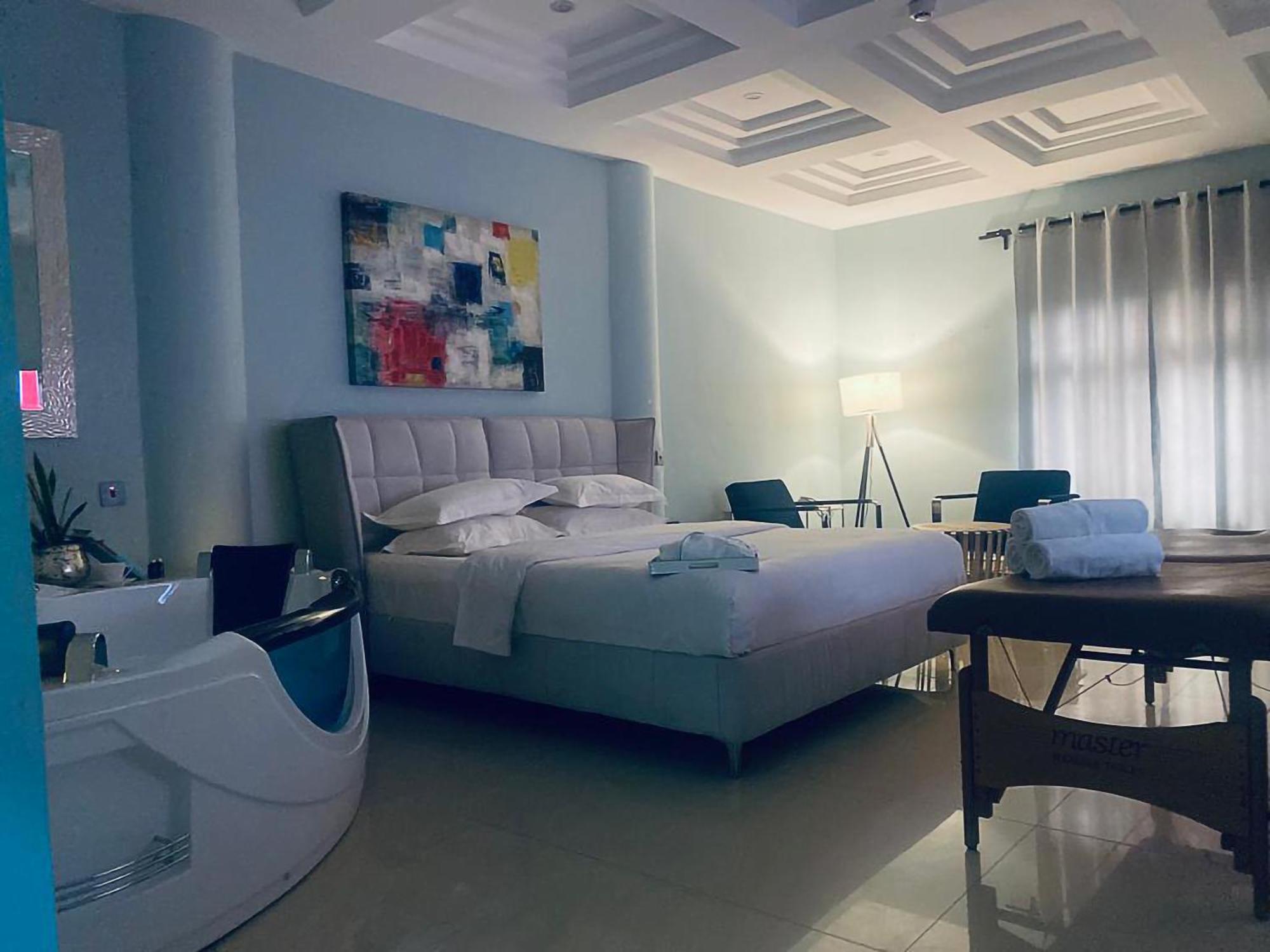 Muse Boutique Hotel เอนูกู ภายนอก รูปภาพ